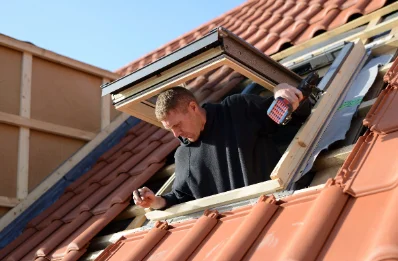 Pose de fenêtres de toit Velux à Jaux